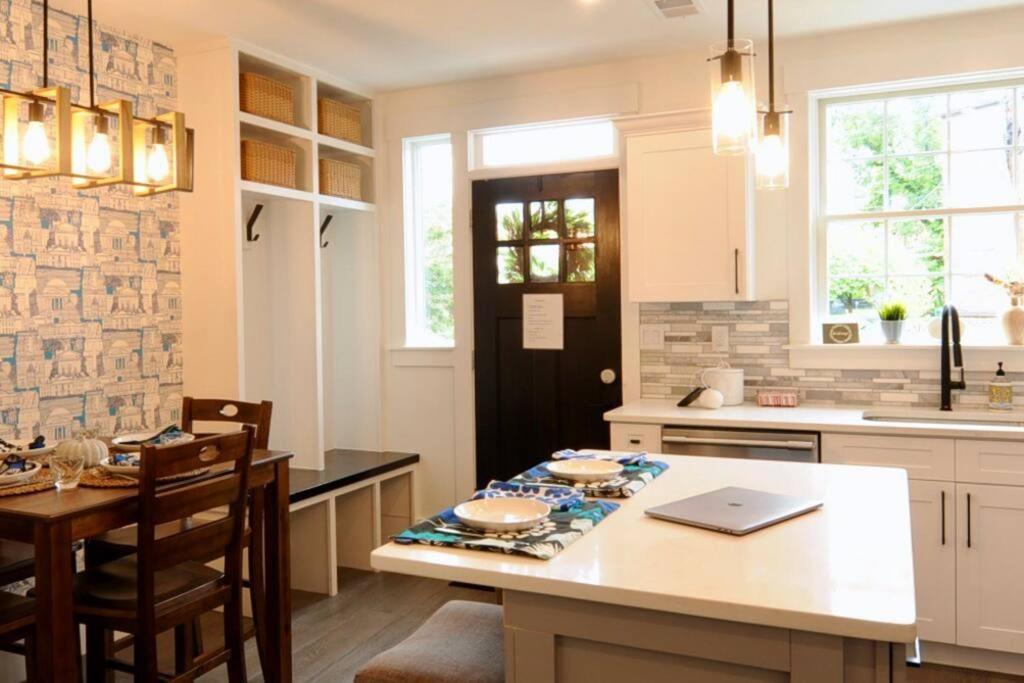 Cherry Blossom Townhouse, Easy Dc Access Washington Exteriér fotografie