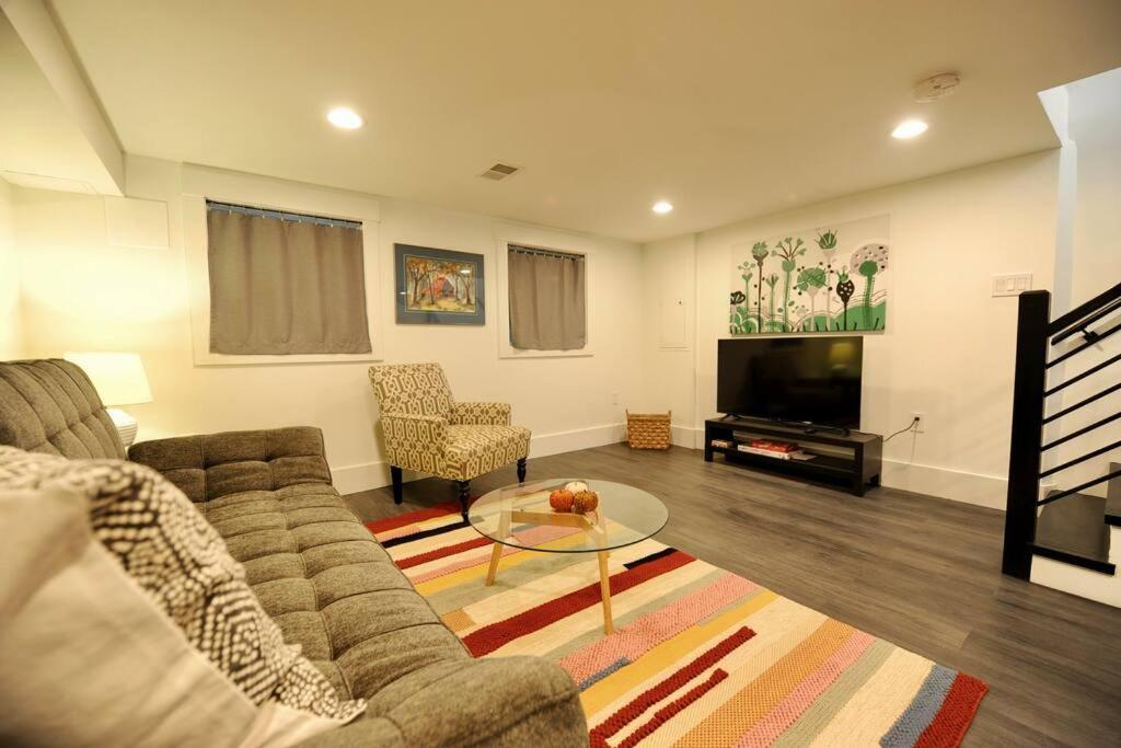 Cherry Blossom Townhouse, Easy Dc Access Washington Exteriér fotografie